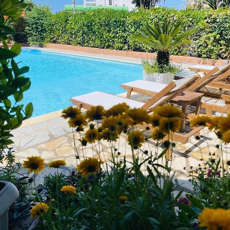 Jb Hotel Sarandë エクステリア 写真
