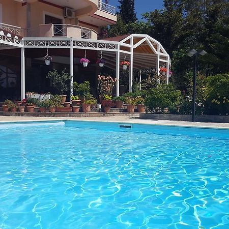 Jb Hotel Sarandë エクステリア 写真